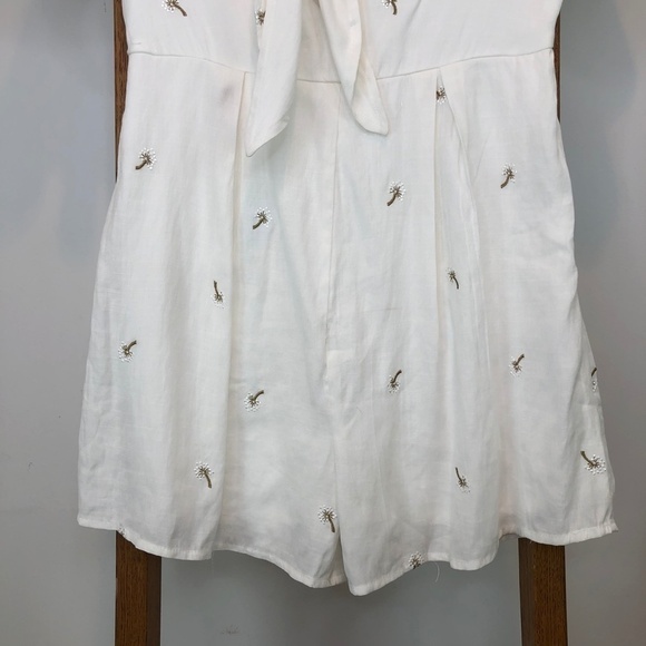 đť…şwhite romper with palm trees - Picture 10 of 17